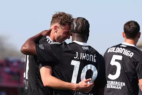 الدوري الإيطالي.. كومو يقسو على مونزا ويقربه من الهبوط